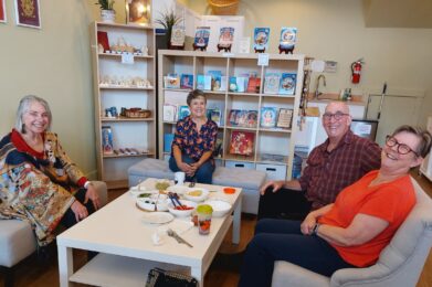 Sangha, Buddhist teachings, inner peace, friends, spiritual, love, compassion, gathering, social, wisdom, Kadampa, meditating, meditate, happiness, Buddhism